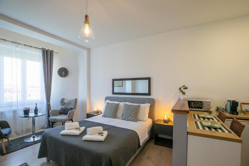 Polai Boutique Apartments With Free Parking エクステリア 写真